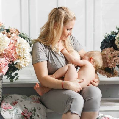 Pros and Cons of Extended Breastfeeding